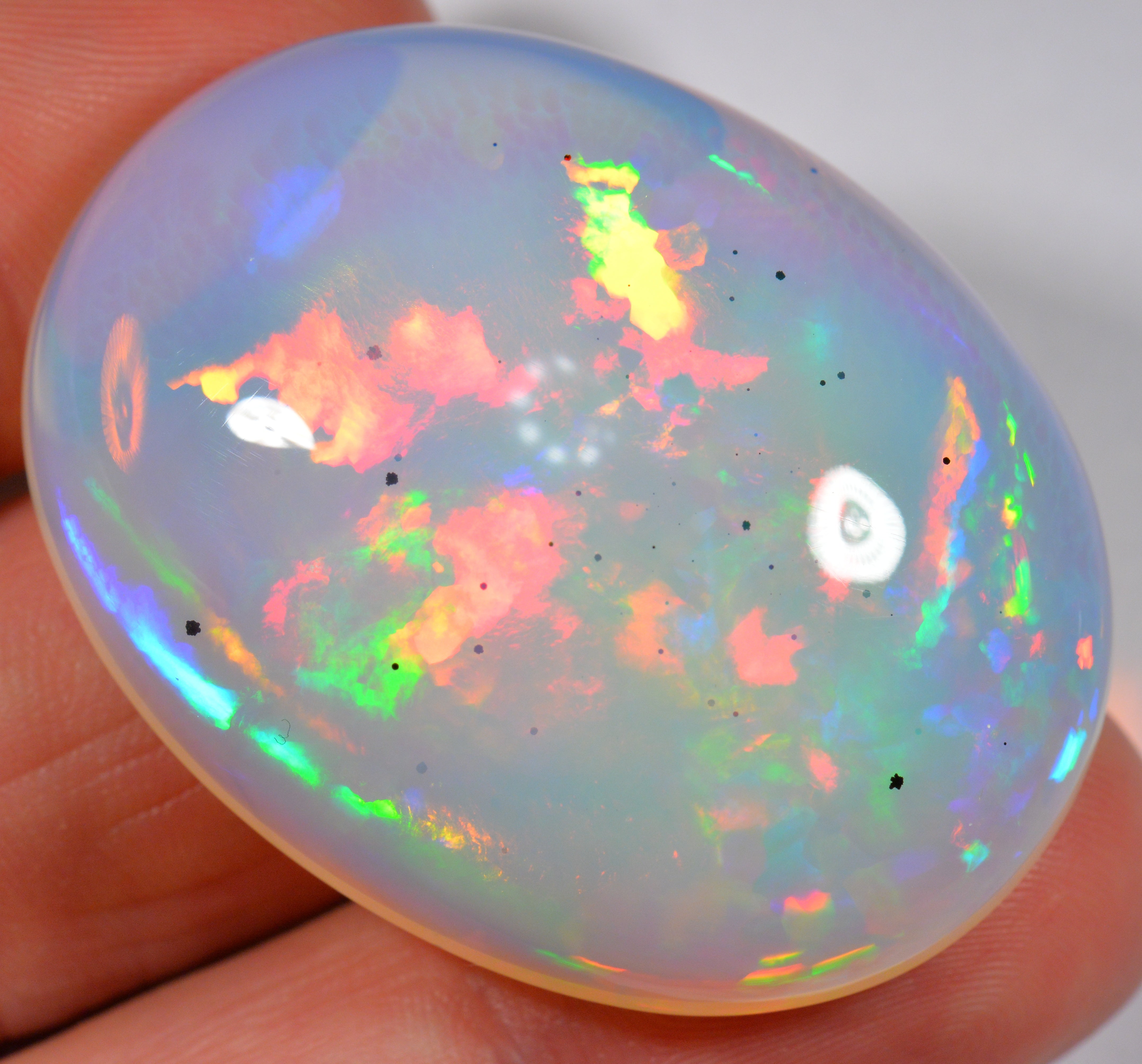 110 Karat - Riesiger Äthiopischer Welo Opal - DeinOpal