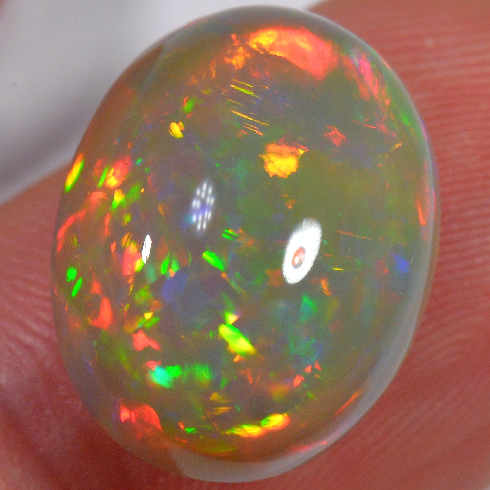 11.7 Karat - Gräulicher Äthiopischer Welo Opal - DeinOpal