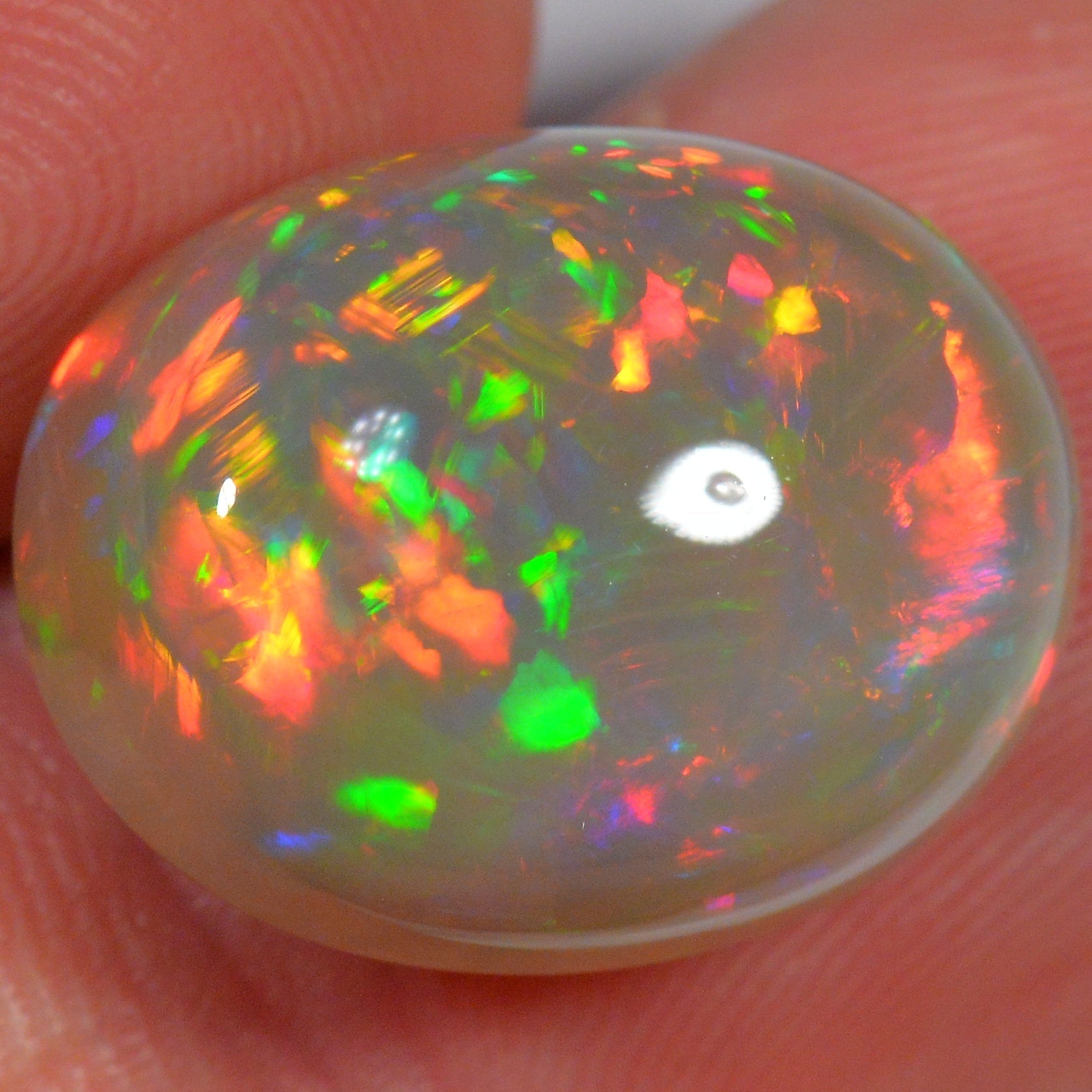 11.7 Karat - Gräulicher Äthiopischer Welo Opal - DeinOpal