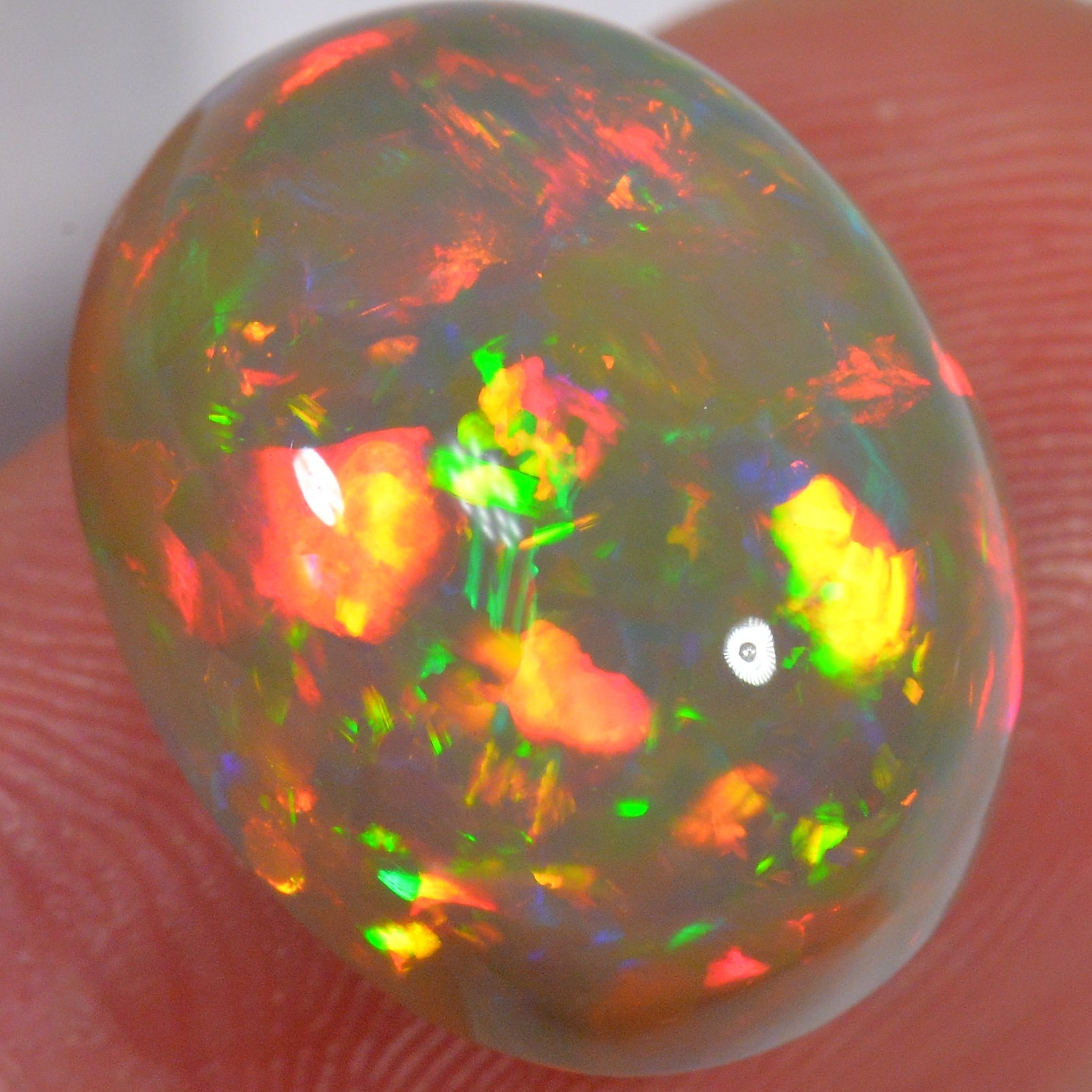 11.7 Karat - Gräulicher Äthiopischer Welo Opal - DeinOpal