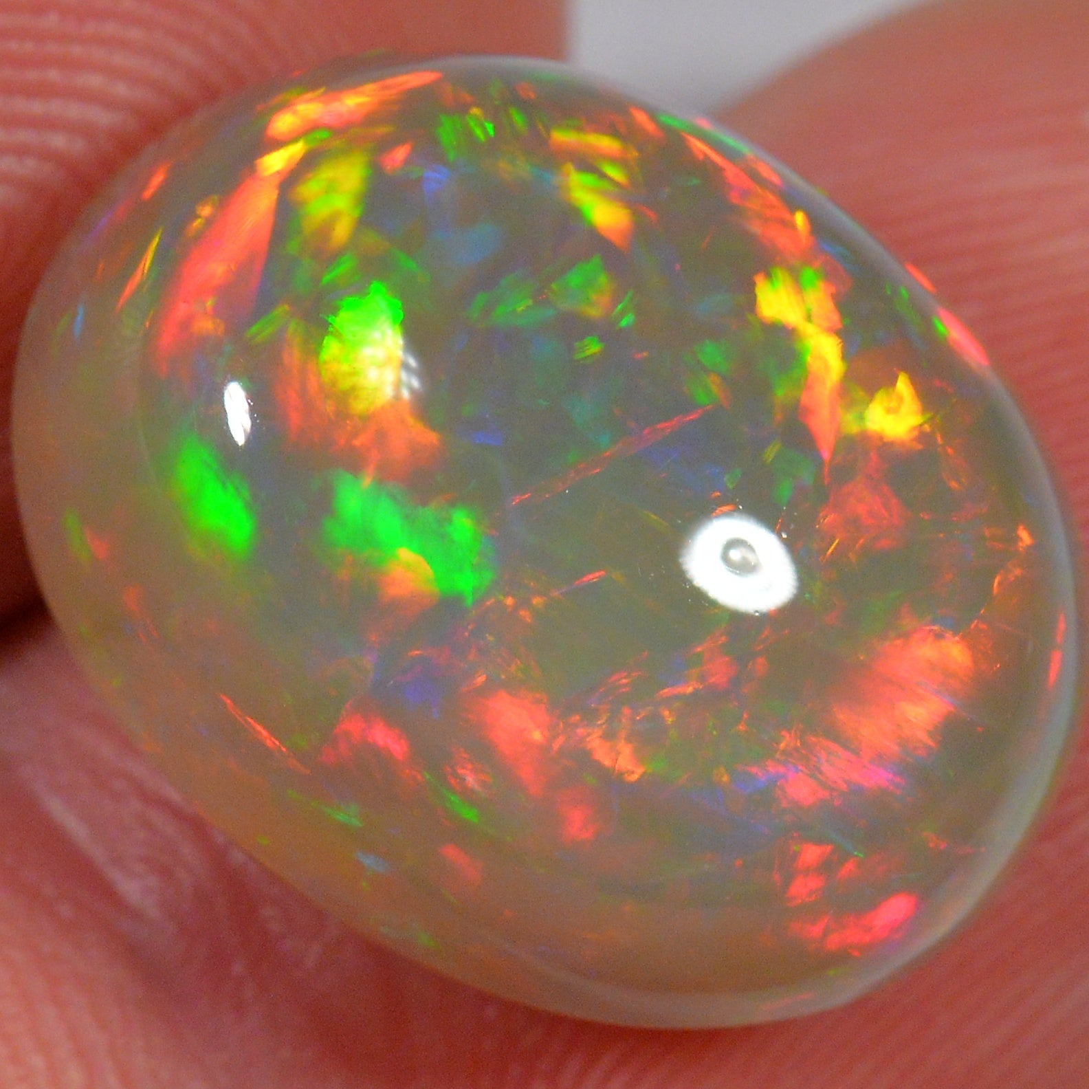 11.7 Karat - Gräulicher Äthiopischer Welo Opal - DeinOpal