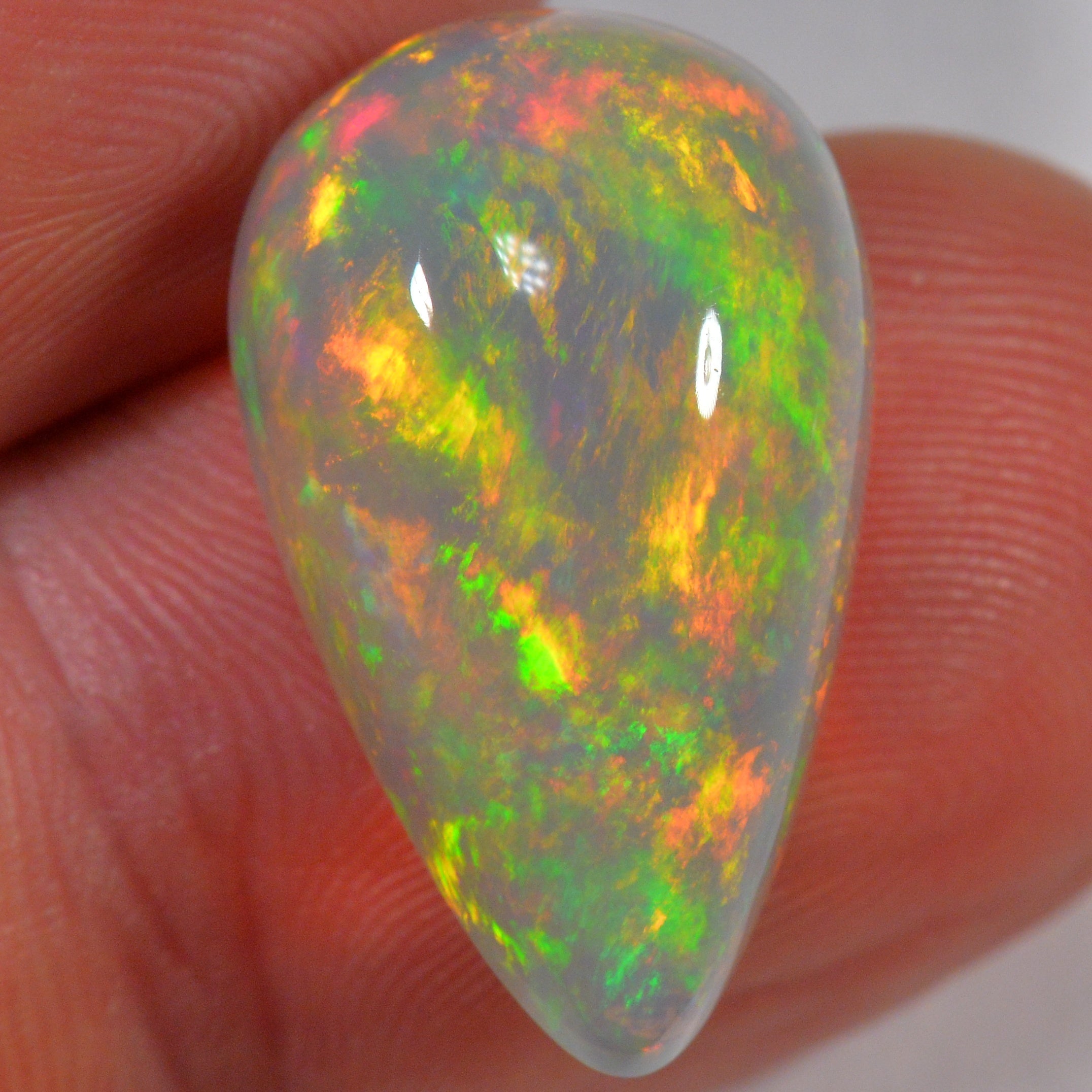 13.3 Karat - Gesättigter Äthiopischer Welo Opal - DeinOpal