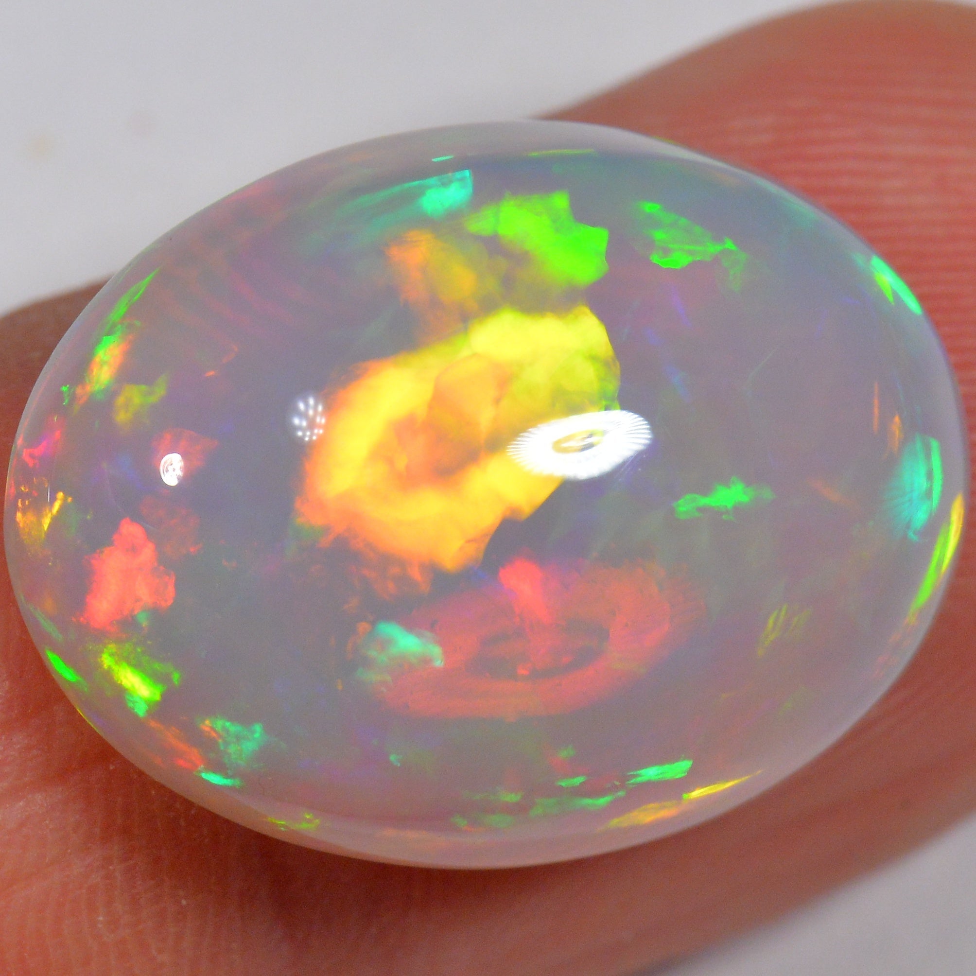 14.1 Karat - Farbintensiver Äthiopischer Welo Opal - DeinOpal
