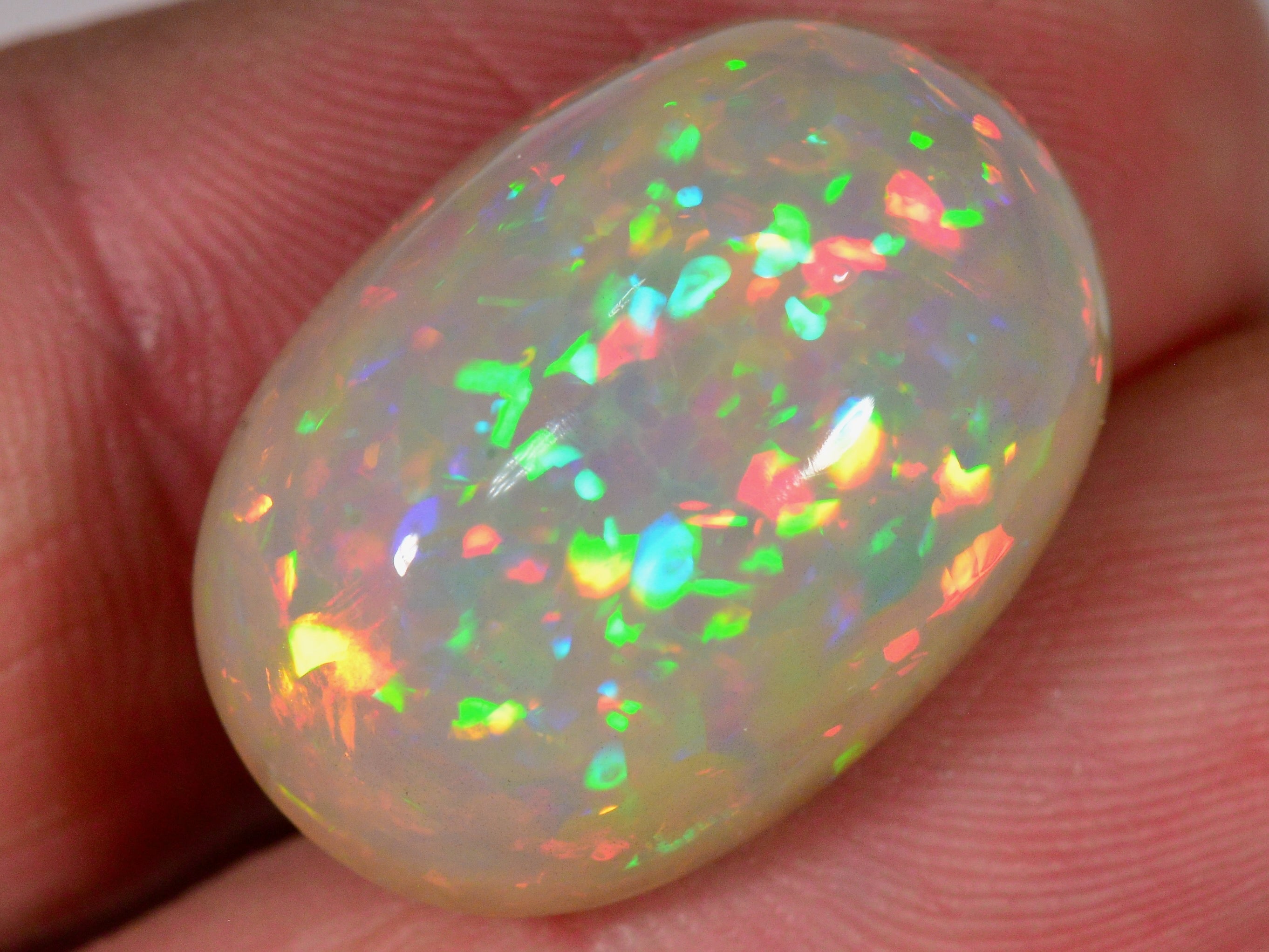 16 Karat - Brillianter gräulicher Äthiopischer Welo Opal - DeinOpal