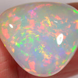 16.7 Karat - Leuchtender Äthiopischer Welo Opal - DeinOpal