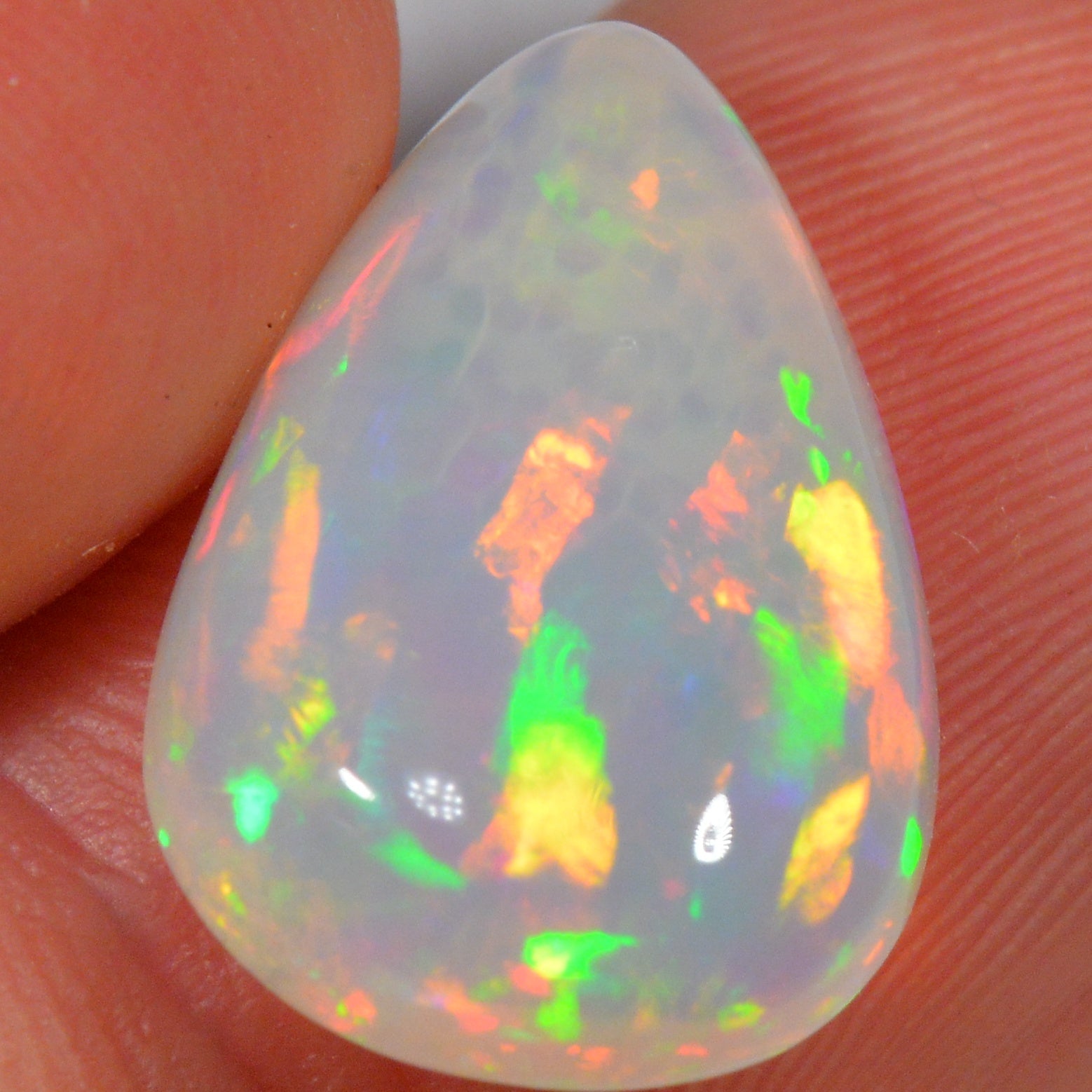 5.8 Karat - Schöner Tropfenförmiger Äthiopischer Welo Opal - DeinOpal