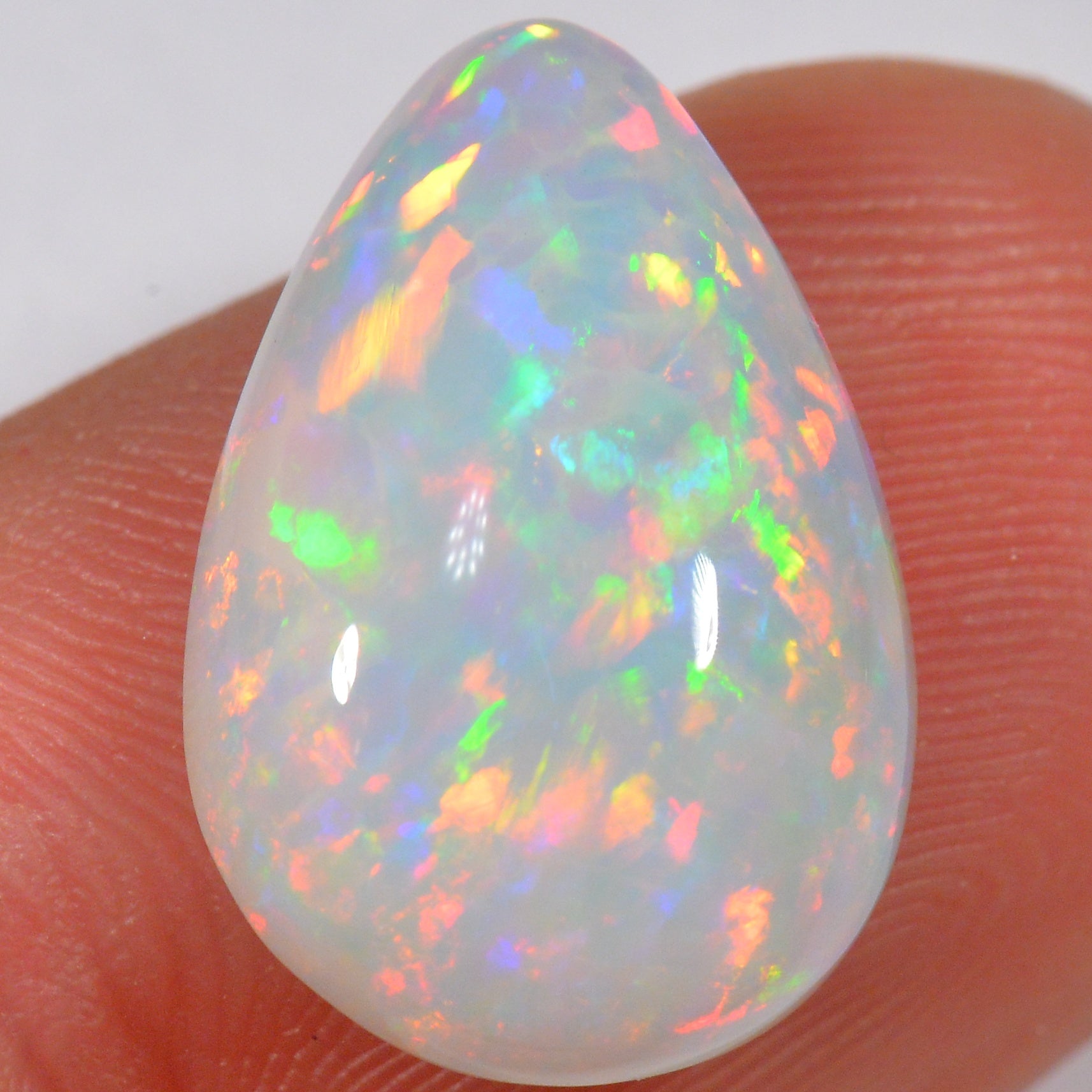 6.2 Karat - Schöner Tropfenförmiger Äthiopischer Welo Opal - DeinOpal