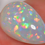 8 Karat - Tropfenförmiger Äthiopischer Welo Opal mit Regenbogen - DeinOpal