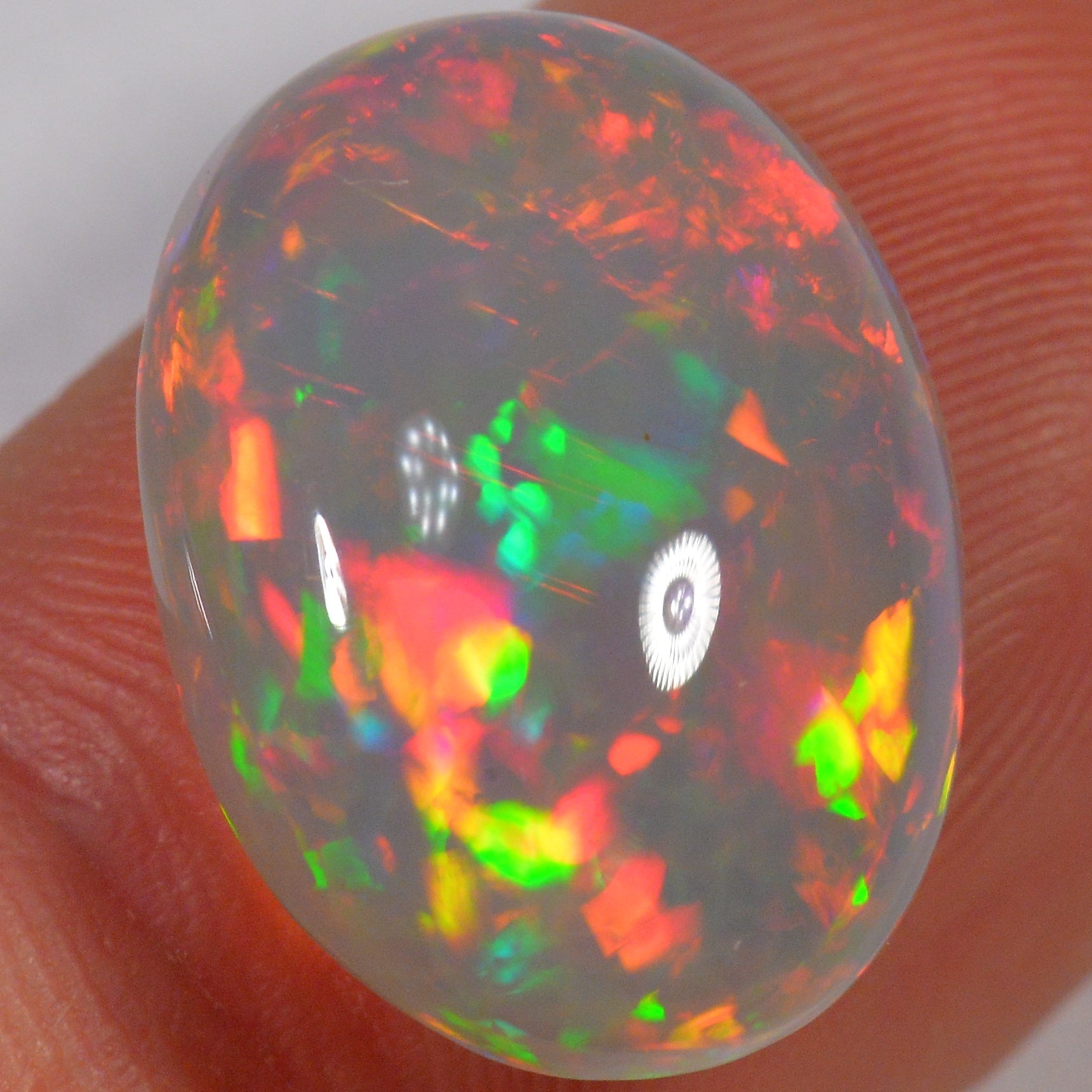 9.3 Karat - Ovaler Äthiopischer Welo Opal - DeinOpal