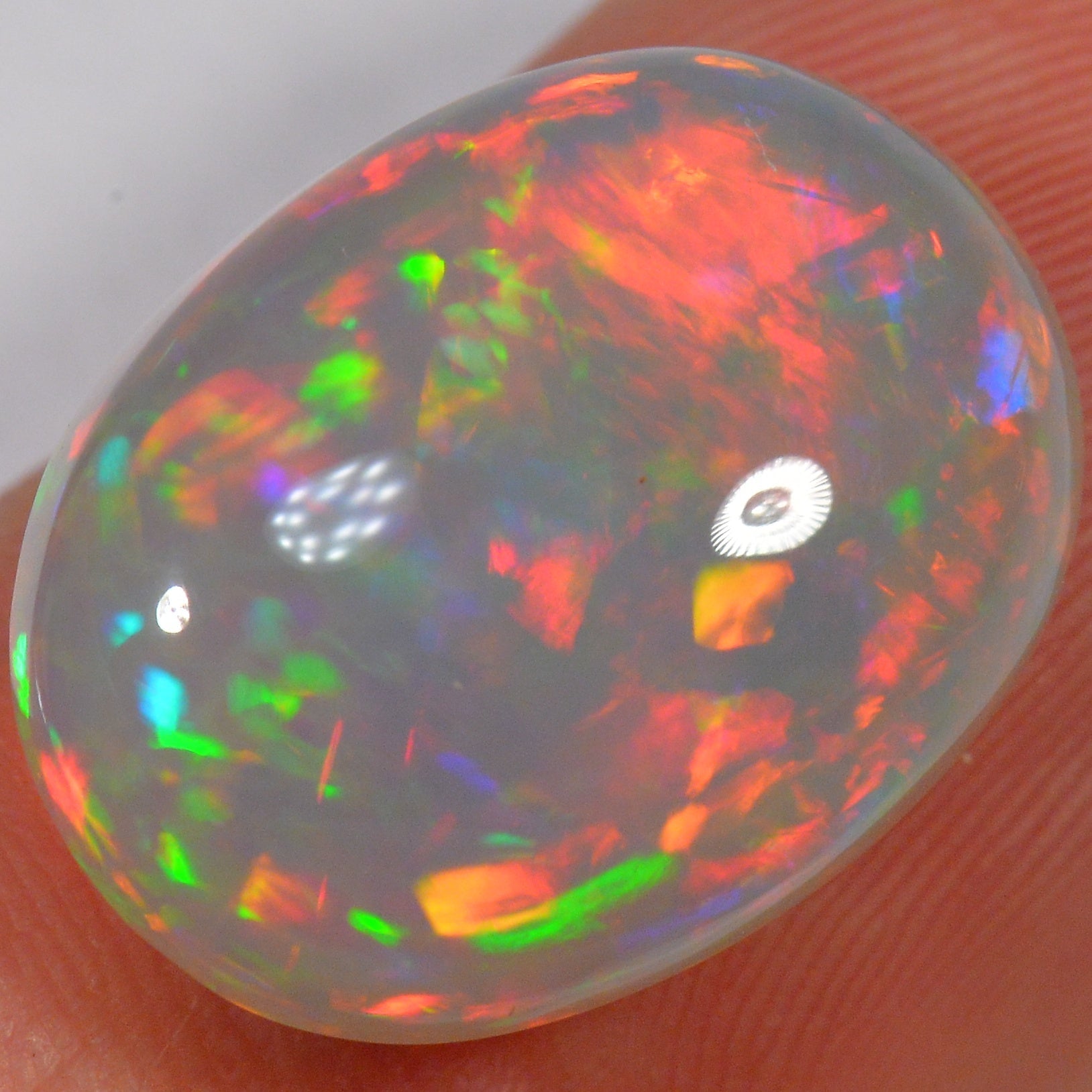 9.3 Karat - Ovaler Äthiopischer Welo Opal - DeinOpal