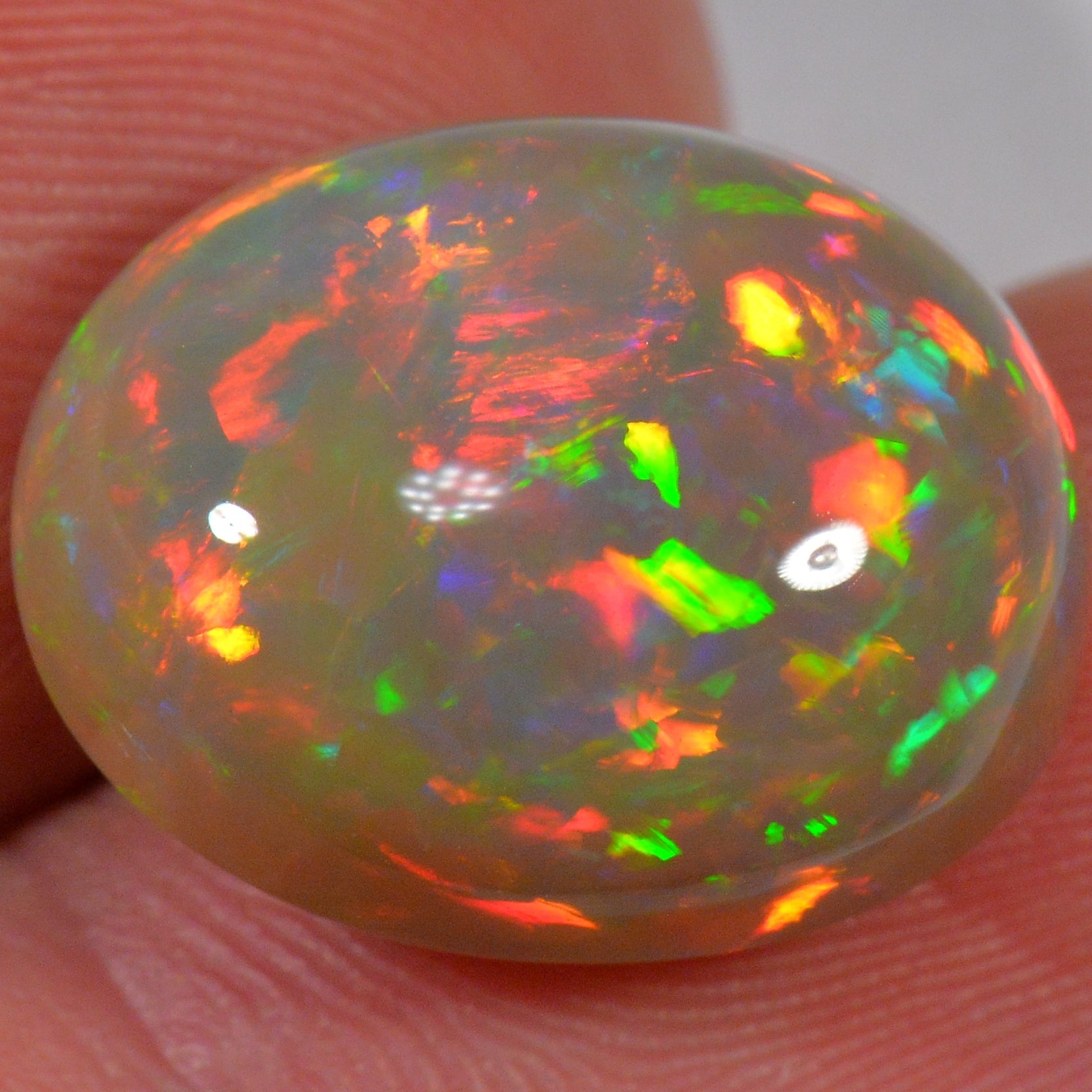 11.7 Karat - Gräulicher Äthiopischer Welo Opal - DeinOpal