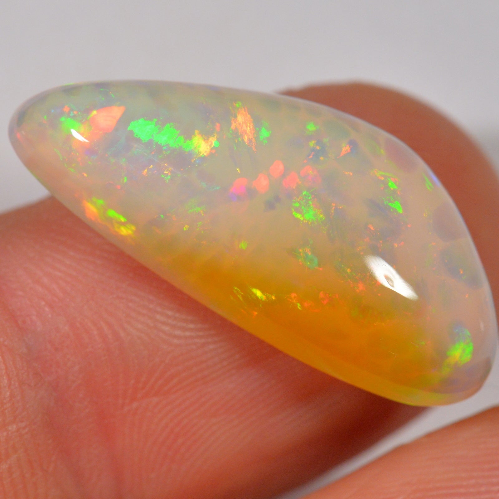 12 Carat - Stunning Cells - Ethiopian Welo Opal — natural untreated Ethiopian Welo opal
