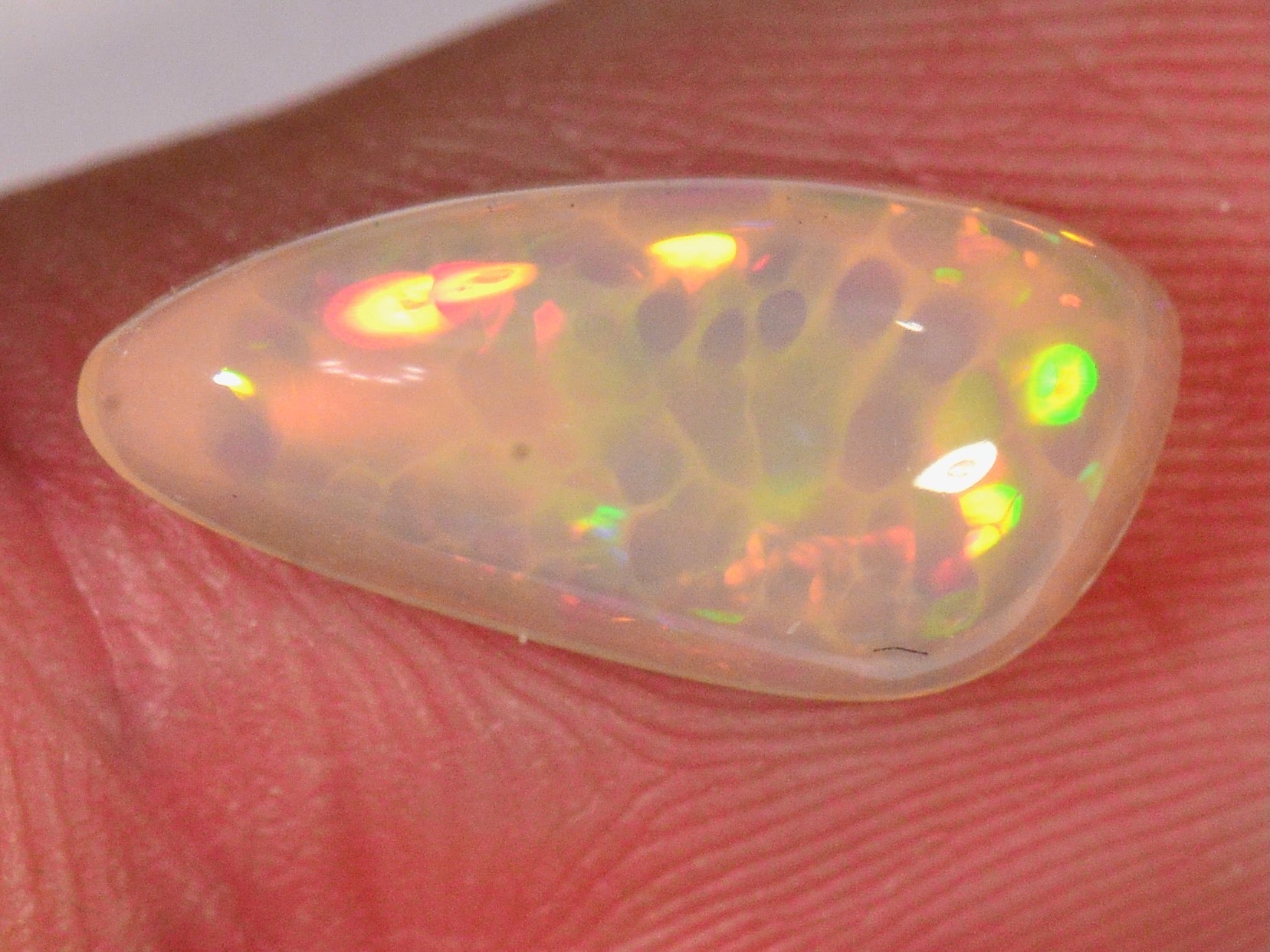 1.8 Karat - Äthiopischer Welo Opal mit Wabenmuster - DeinOpal