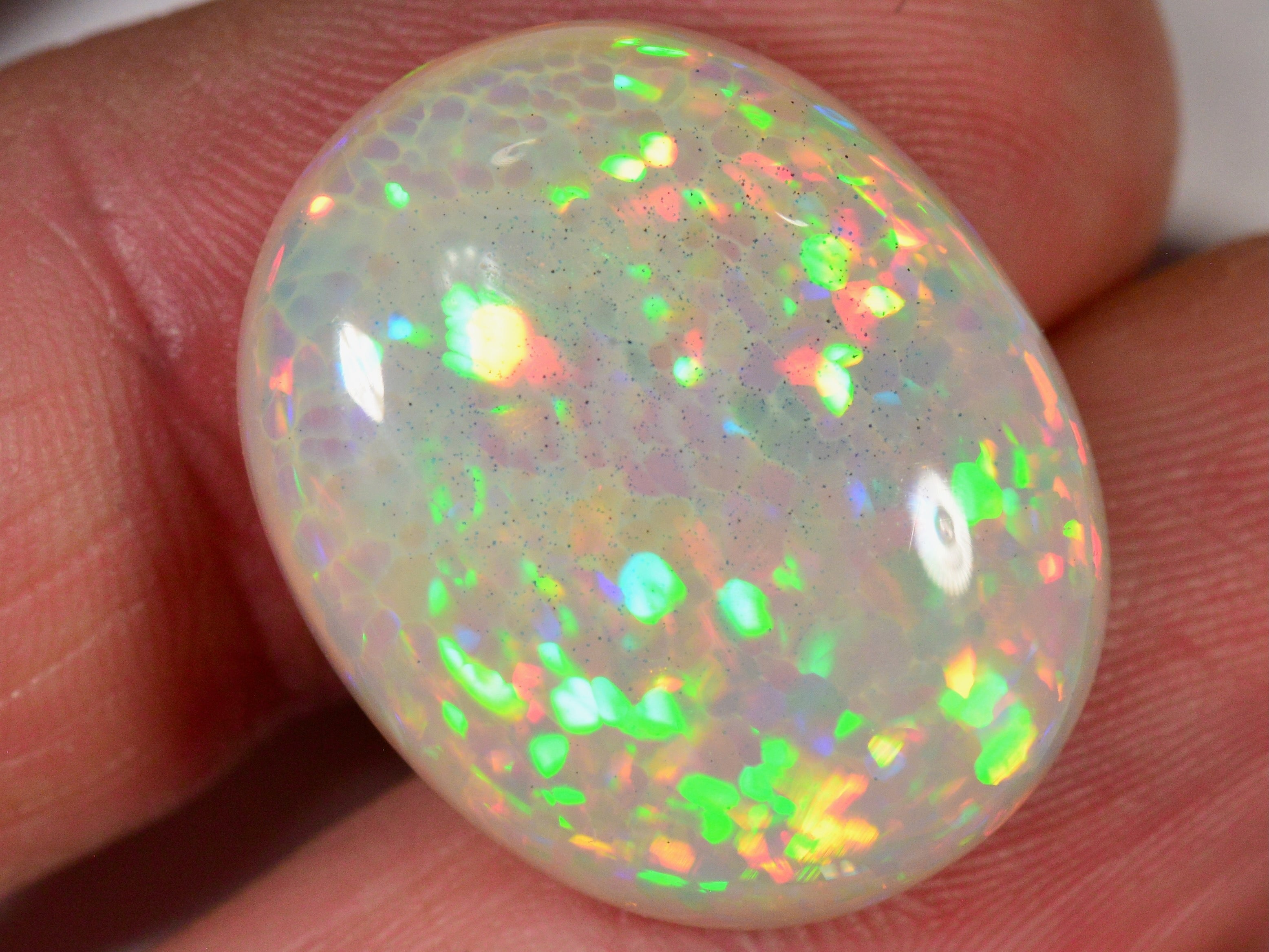 19.2 Carat Oval-Cut Ethiopian Welo Opal with Beautiful Pattern — natural untreated Ethiopian Welo opal