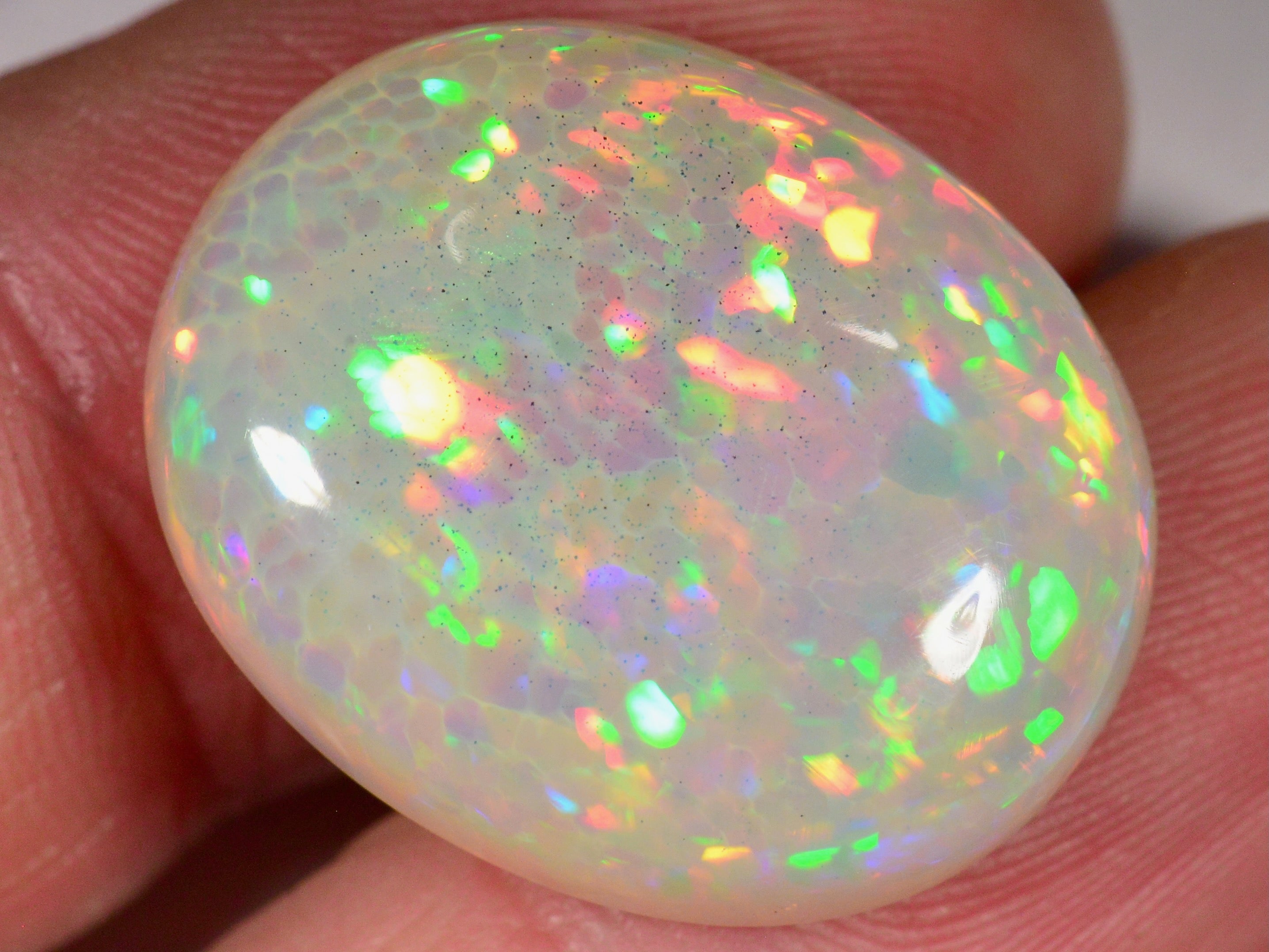 19.2 Carat Oval-Cut Ethiopian Welo Opal with Beautiful Pattern — natural untreated Ethiopian Welo opal