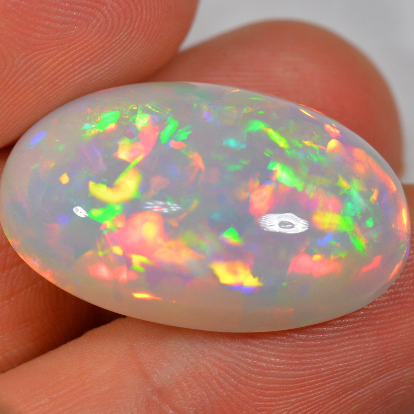 24.8 Karat - Brillanter Äthiopischer Welo Opal - DeinOpal