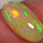 3.1 Karat - Oval geschliffener Äthiopischer Welo Opal mit schönem Muster - DeinOpal