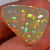 32.3 Karat - Wunderbares Welo Opal Dreieck mit Regenbogenprismen - DeinOpal