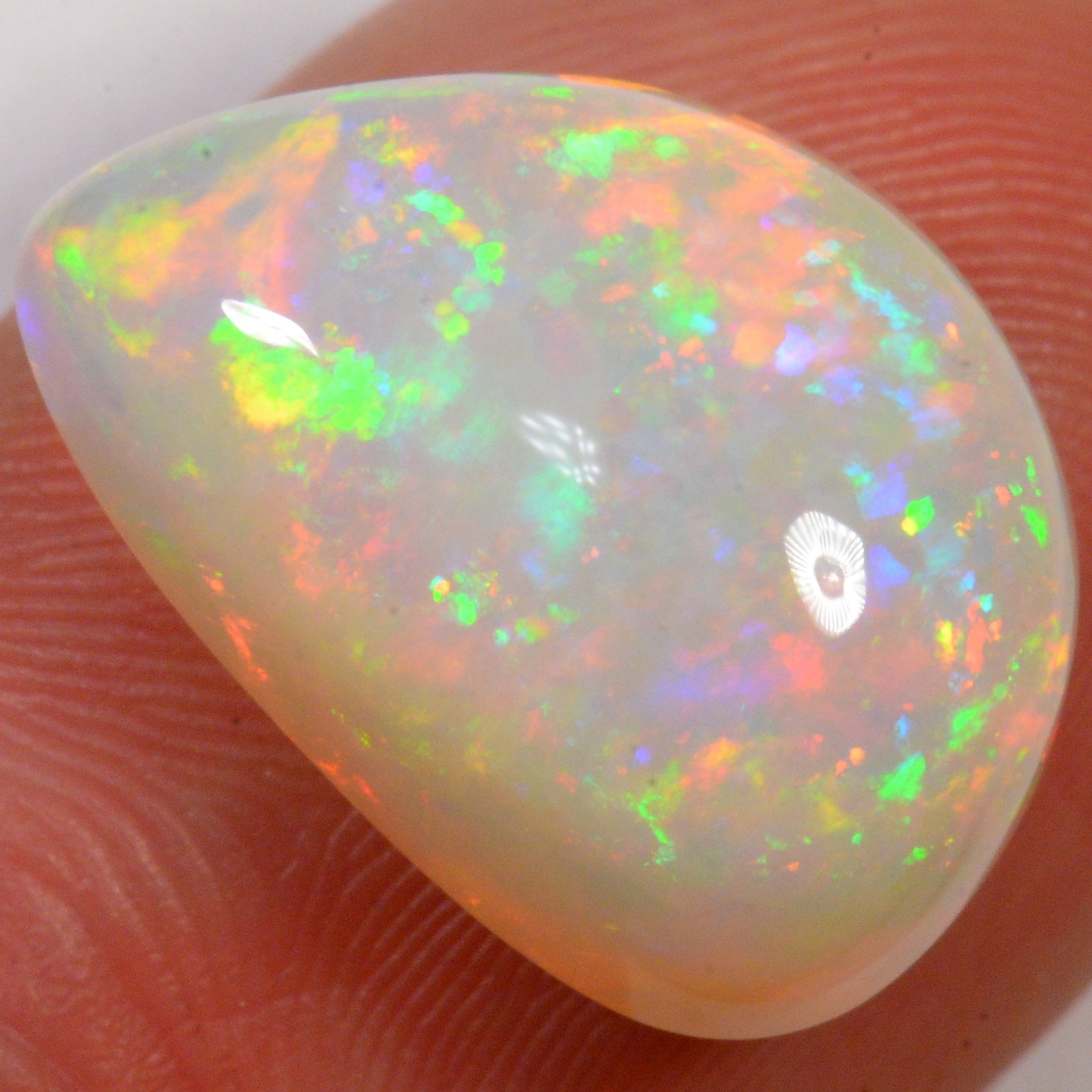 9,6 carats - Opale Welo d'Éthiopie scintillante – opale Welo d'Éthiopie naturelle