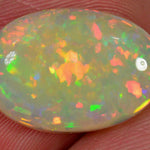 5 Karat - Glitzernder oval geschliffener Äthiopischer Welo Opal - DeinOpal