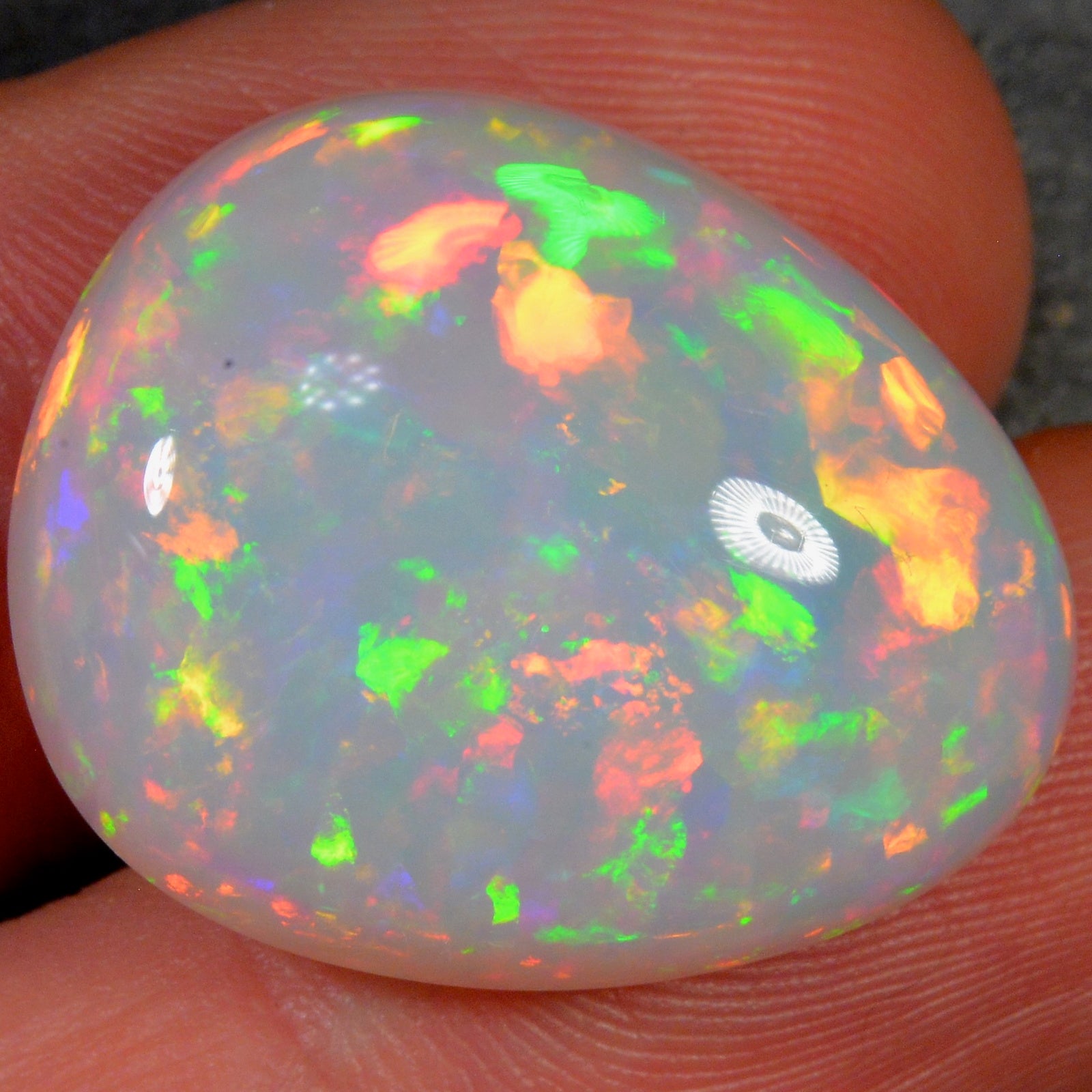25.3 Carat - Stunning Ethiopian Welo Opal — natural untreated Ethiopian Welo opal