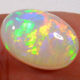 8.3 Karat - Heller Ovaler Äthiopischer Welo Opal - DeinOpal