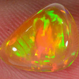 1.8 carat - Golden Ethiopian Welo Opal with intense color play 