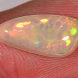 1.8 carat - Ethiopian Welo Opal with honeycomb pattern 