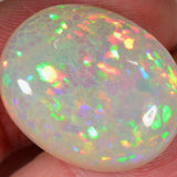 19.2 carat - oval cut Ethiopian Welo opal with a beautiful pattern 