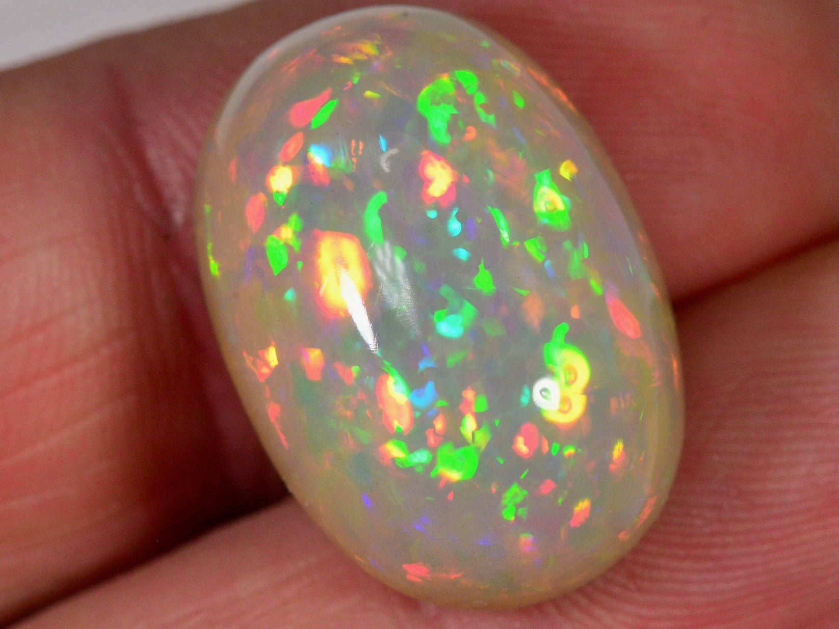 16 Carat Brilliant Grayish Ethiopian Welo Opal – DeinOpal