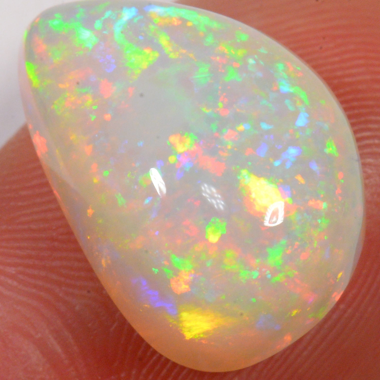 9,6 carats - Opale Welo d'Éthiopie scintillante – opale Welo d'Éthiopie naturelle